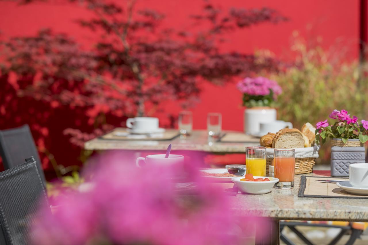 Le Flamboyant Hotel Annecy Exterior photo
